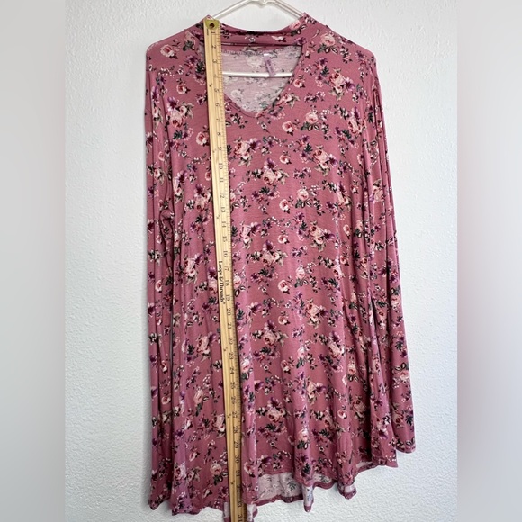 Floral Pink V-Neck Top long sleeve size Xl long sleeve - Picture 3 of 9